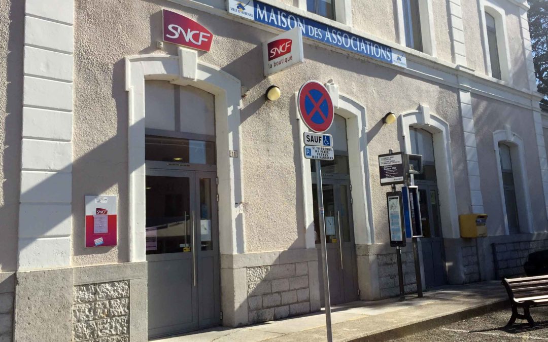 NON à la fermeture du guichet de la SNCF d’Aubenas