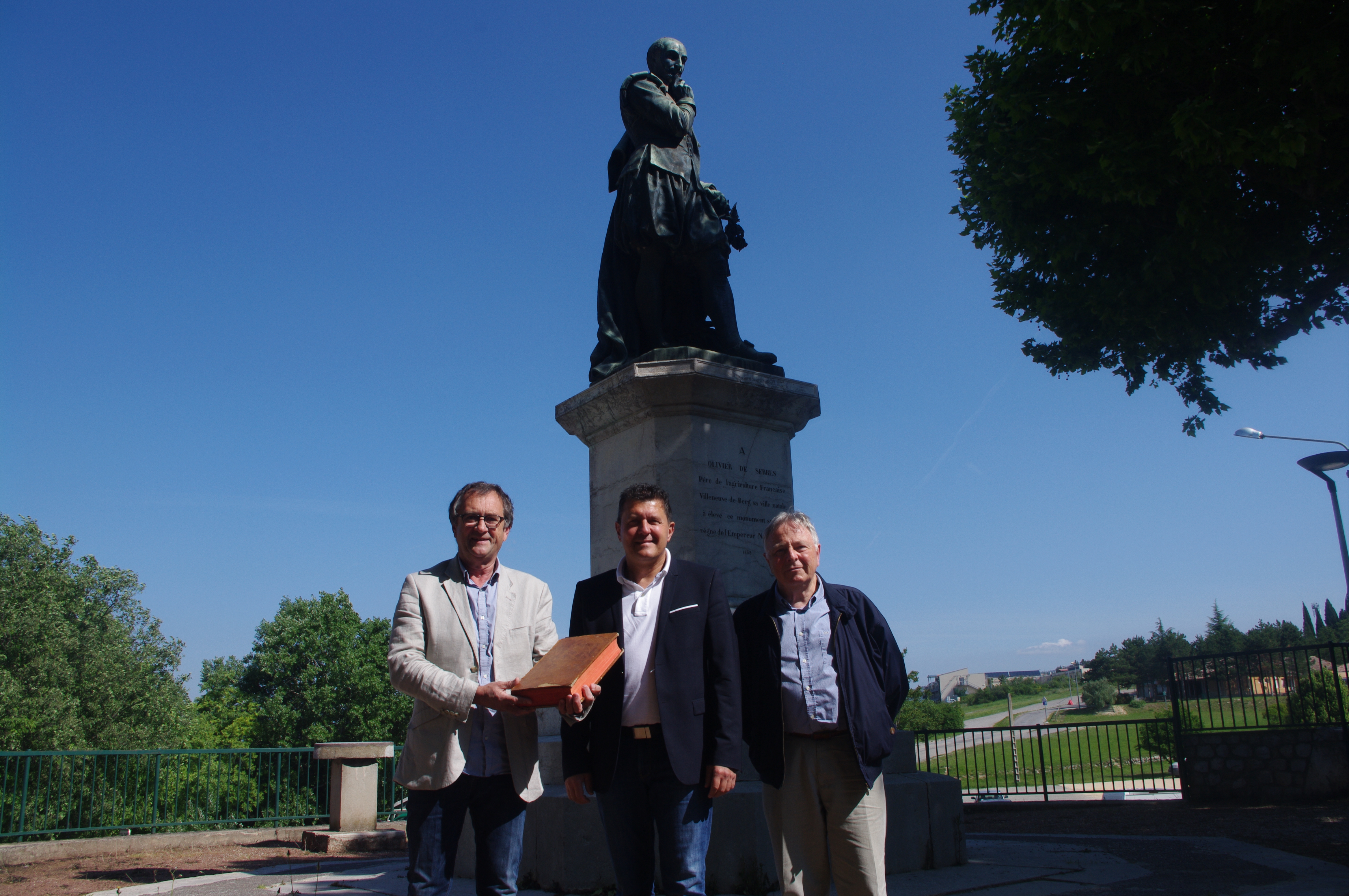 En 2019, mobilisons nous tous pour faire du 400ème anniversaire de la mort d’Olivier de Serres un grand événement départemental et national.