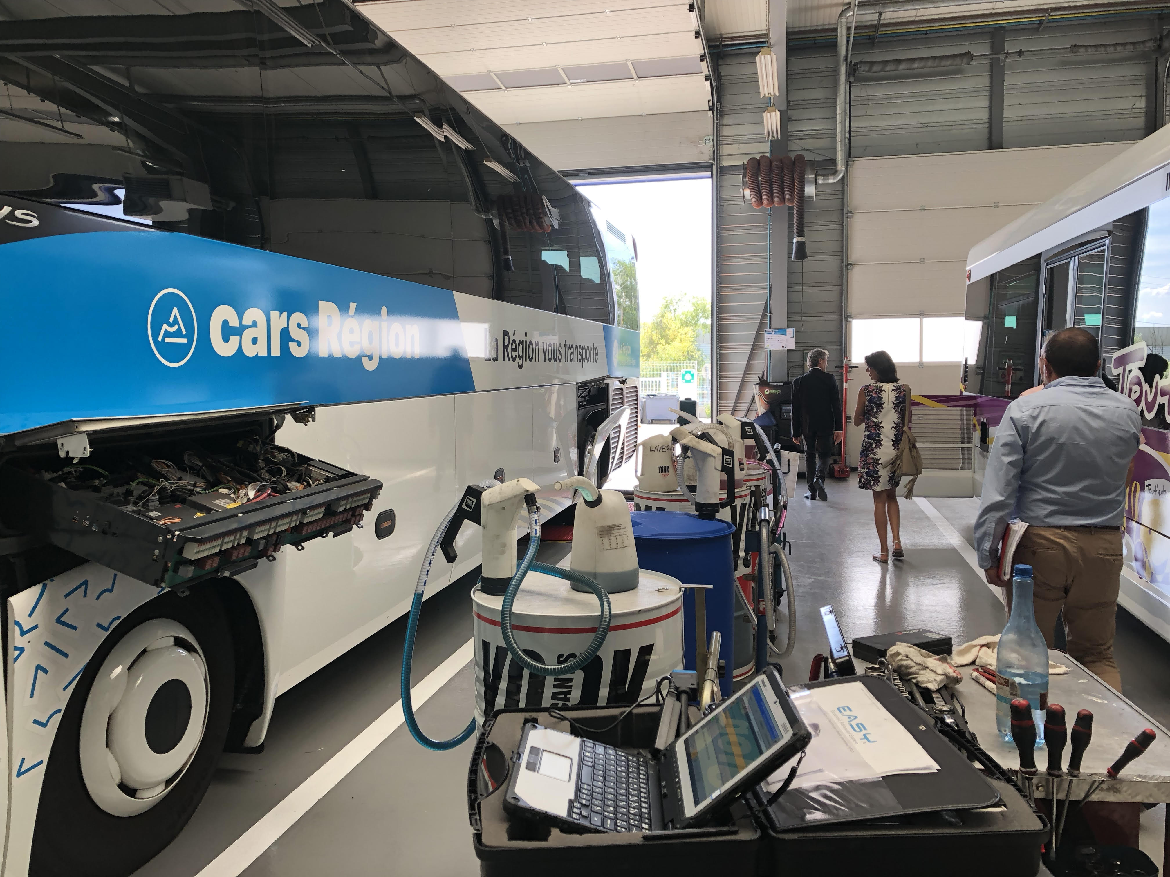 Visite de l’entreprise albenassienne des autocars Ginhoux.