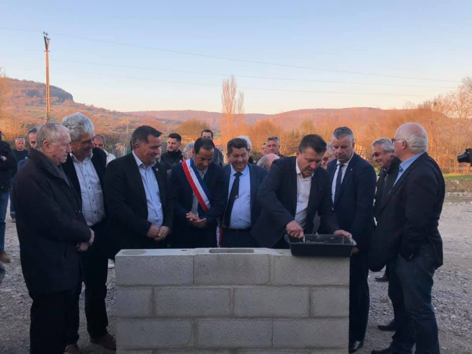 Réunion avec les acteurs de l’eau et pose de la Première Pierre de la Maison de l’Eau à Saint-Jean-le-Centenier