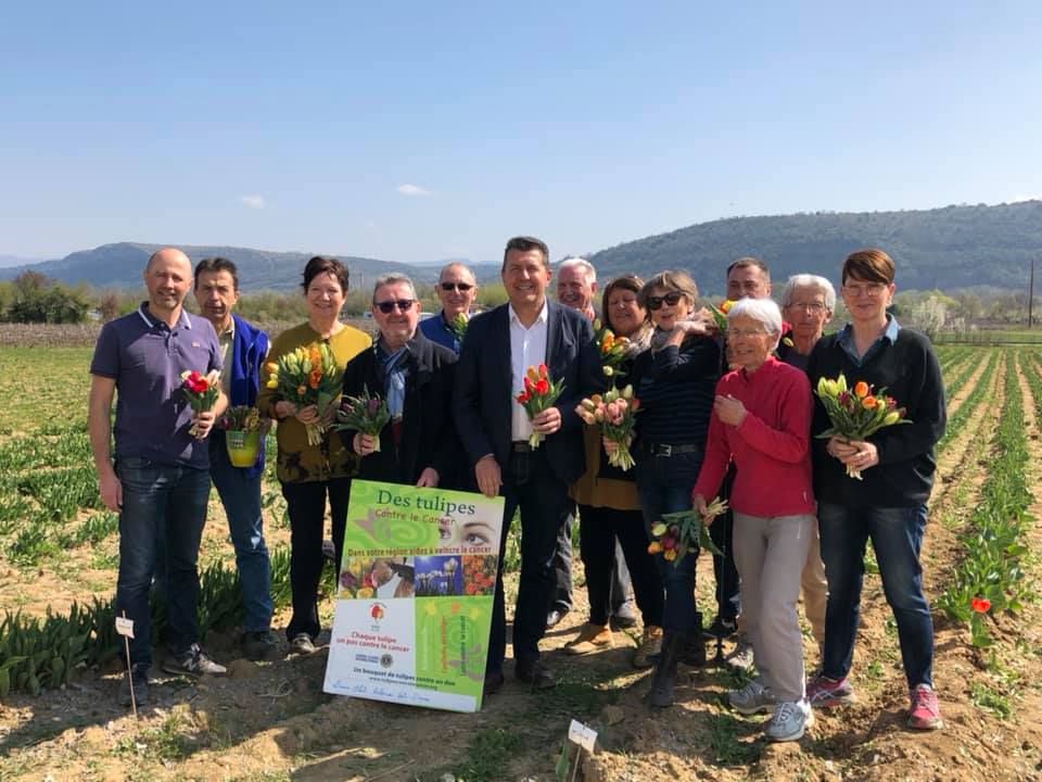 Hommage au bénévoles de l’opération 100 000 tulipes contre le cancer