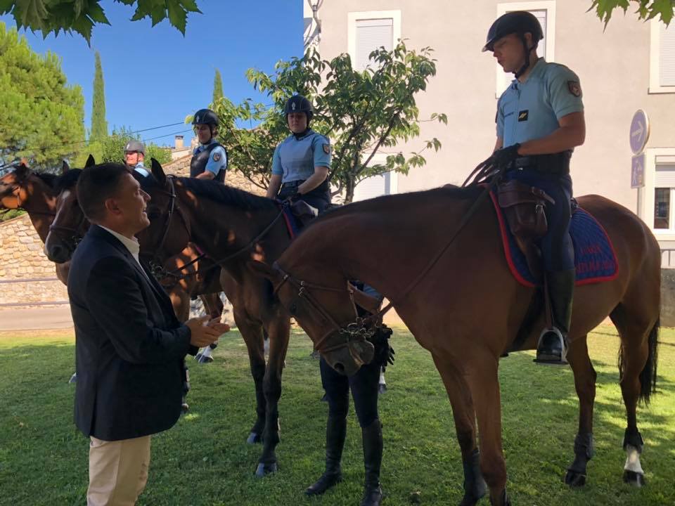 Lancement officiel du poste à cheval de la Garde Républicaine à Ruoms