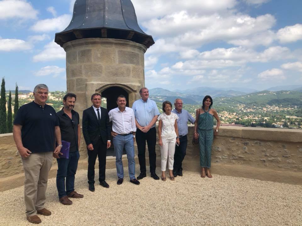 Visite de la rénovation du château d’Aubenas en présence du Directeur général des affaires culturelles Auvergne Rhône Alpes