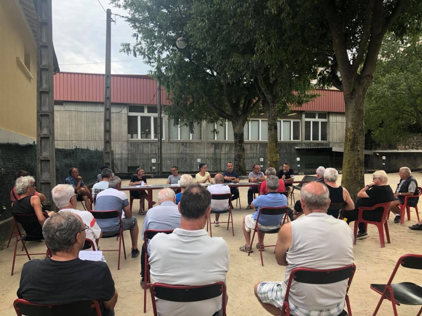 Assemblée générale des Boulistes Albenassiens.