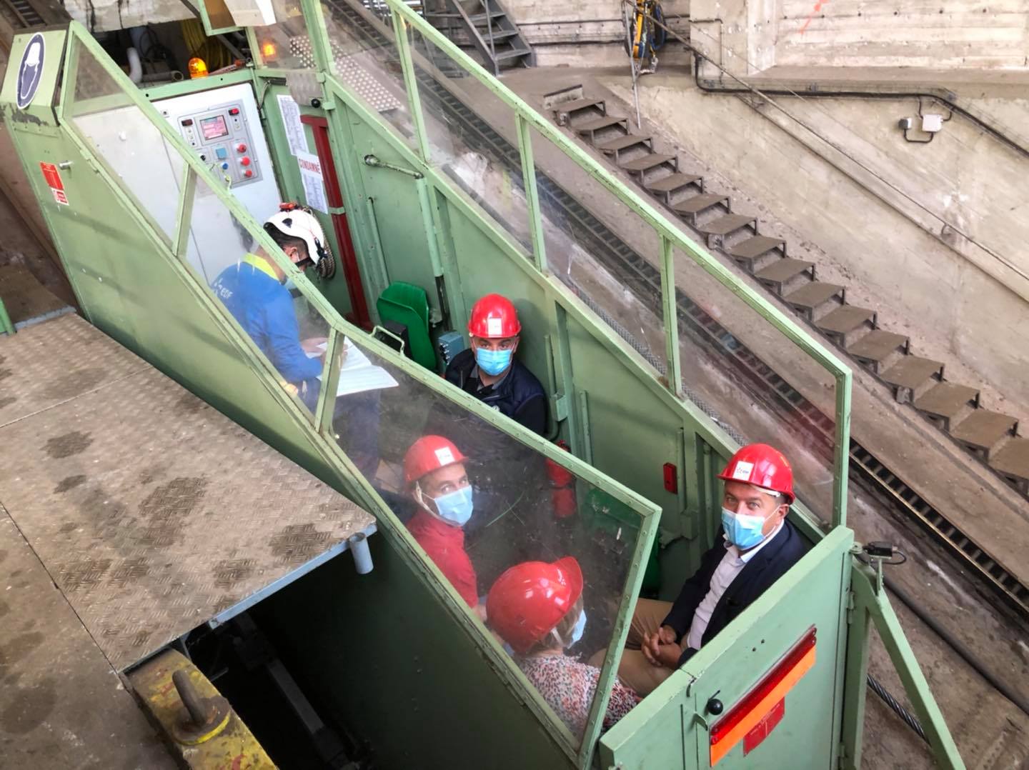 Visite de la centrale hydroélectrique de Montpezat.