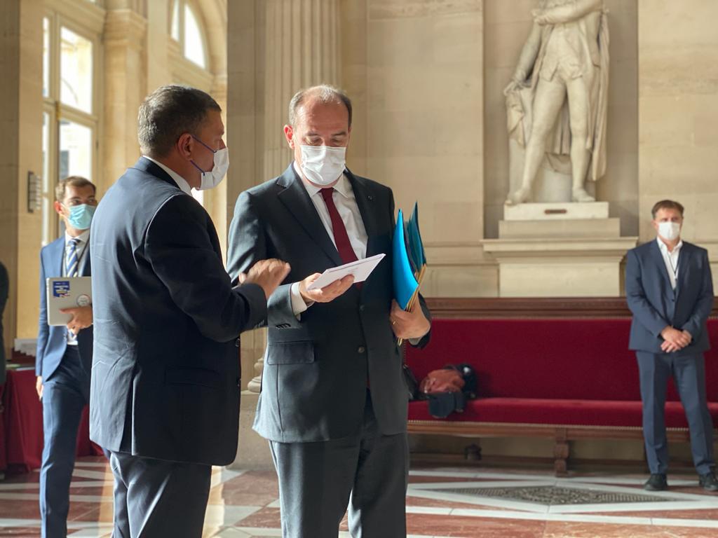 Je porte la voix des donneurs de sang bénévoles auprès du Premier Ministre à l’Assemblée nationale.