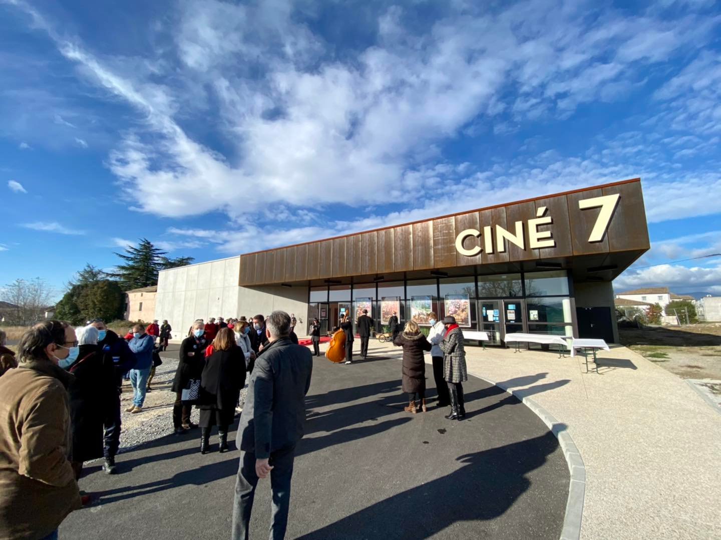 Inauguration du cinéma intercommunal Ciné 7 à Ruoms.