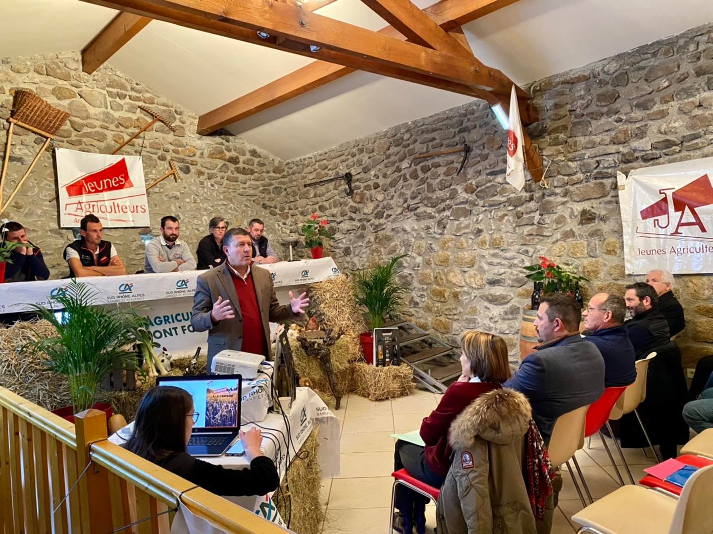 Assemblée générale des Jeunes Agriculteurs de l’Ardèche à Darbres.