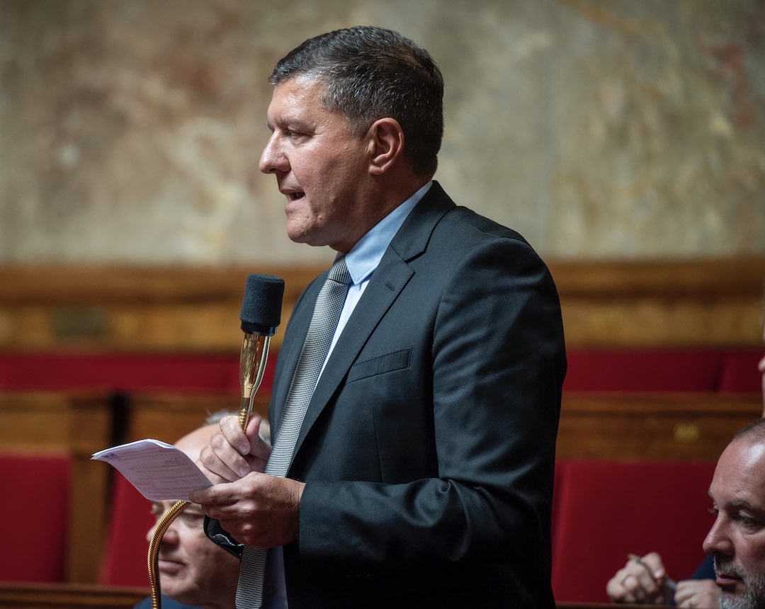 Face à la fermeture la nuit des urgences à l’hôpital d’Aubenas, je demande au ministre de la Santé de réquisitionner des médecins, tel que le permet le code de la santé publique.