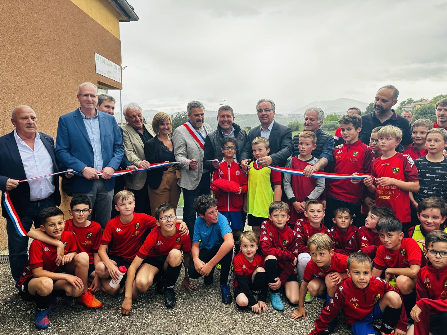 Retour sur l’inauguration du stade de foot de Vinezac