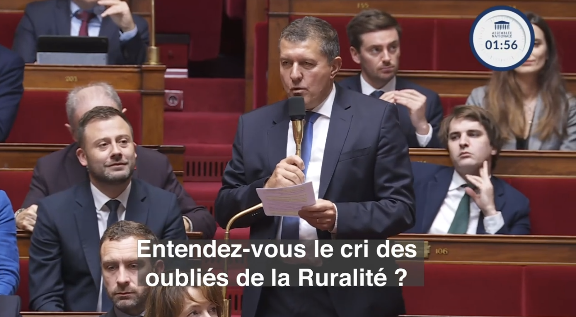 J’interpelle le Gouvernement sur les oubliés de la ruralité.