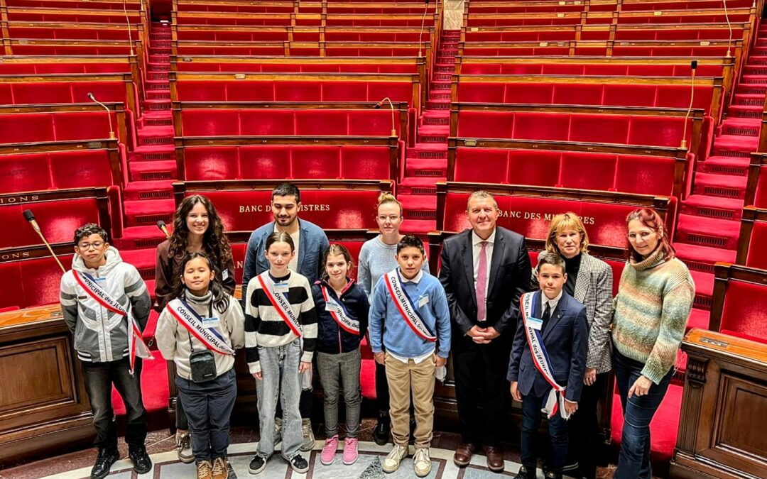 La jeunesse Ardéchoise à l’Assemblée nationale.