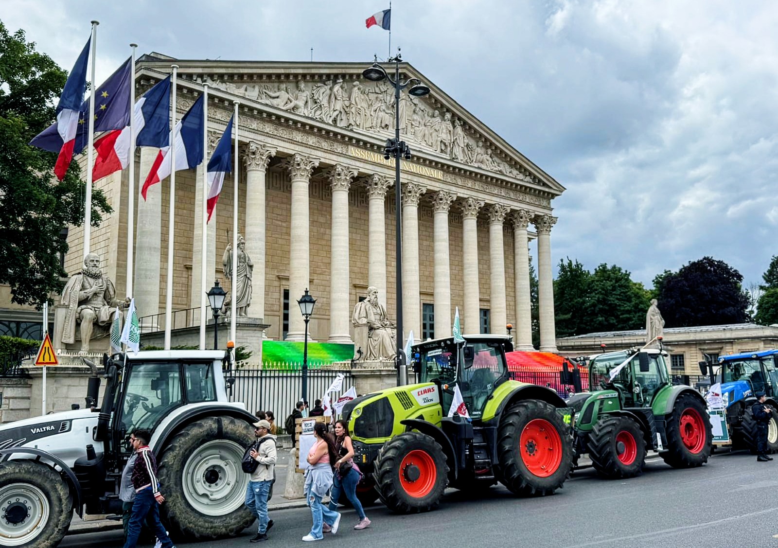 Agriculture : réduire les contraintes et lutter contre les distorsions de concurrence