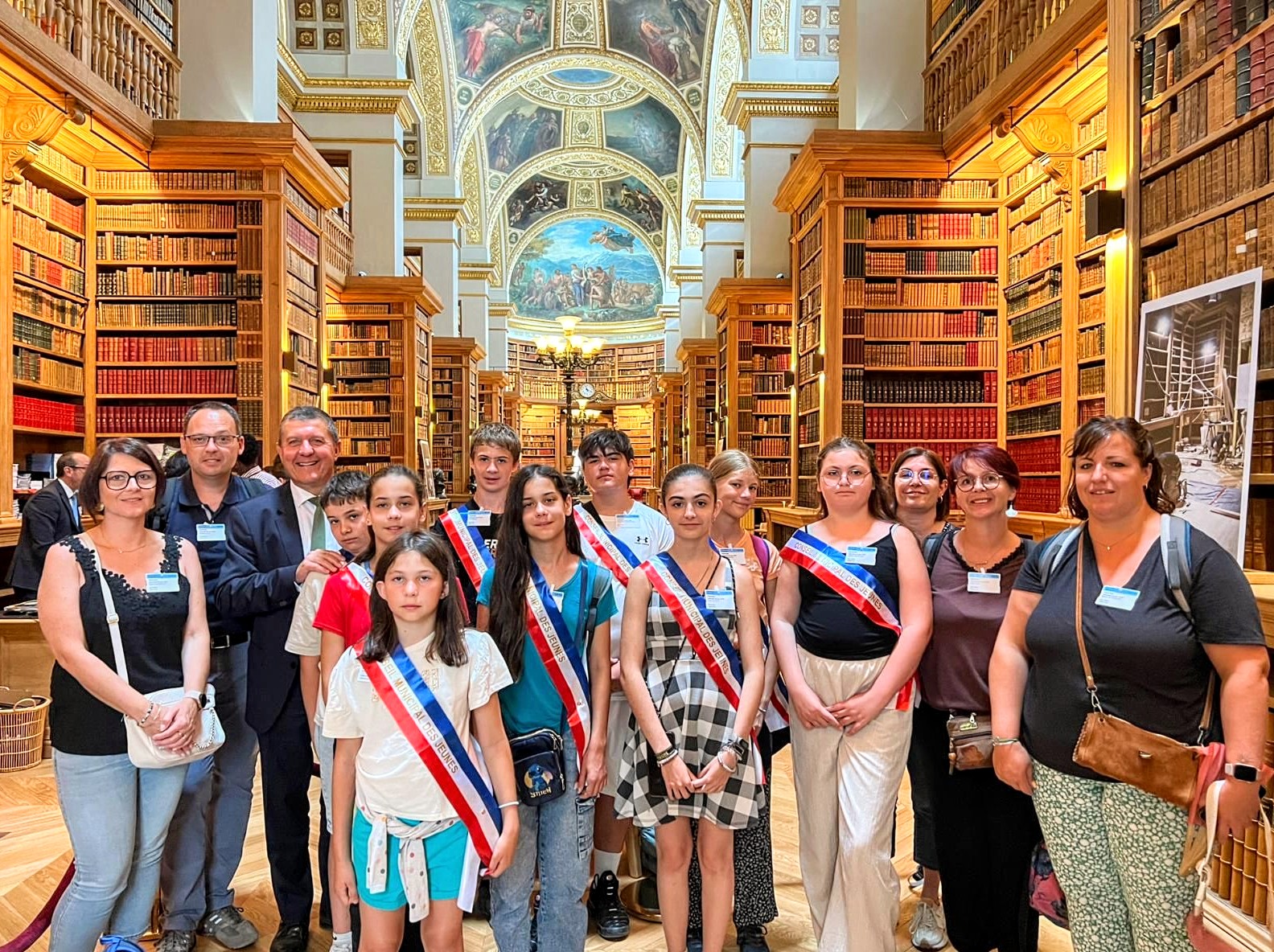 Le Conseil municipal des jeunes de Rosières à l’Assemblée nationale
