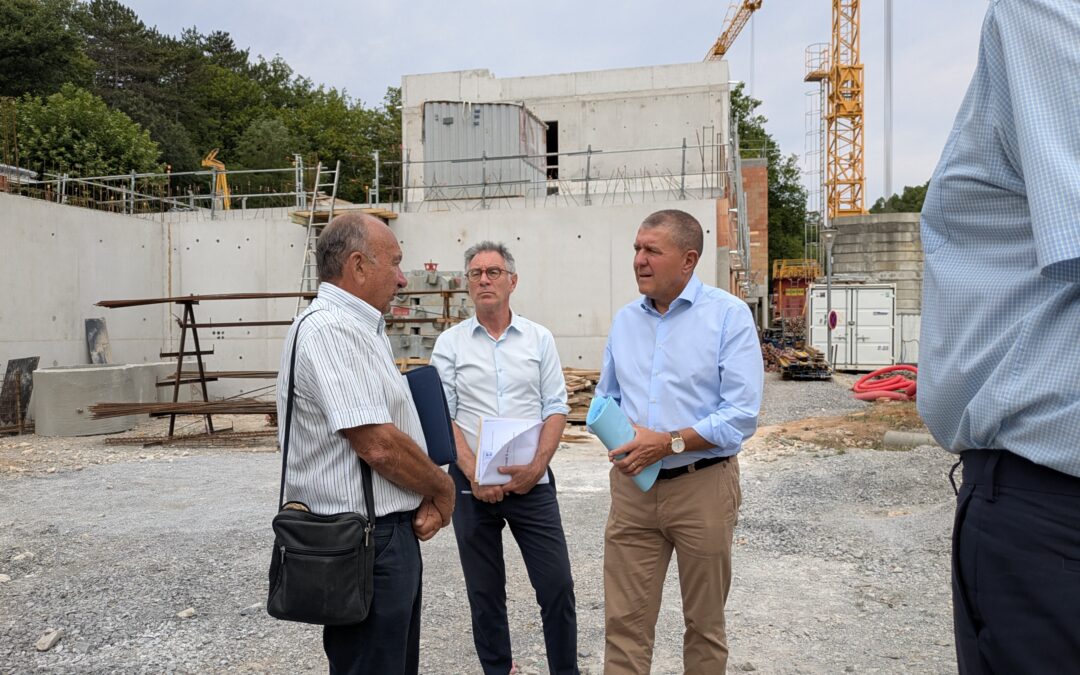 Réunion de travail à Béthanie avec M. le Sous-Préfet