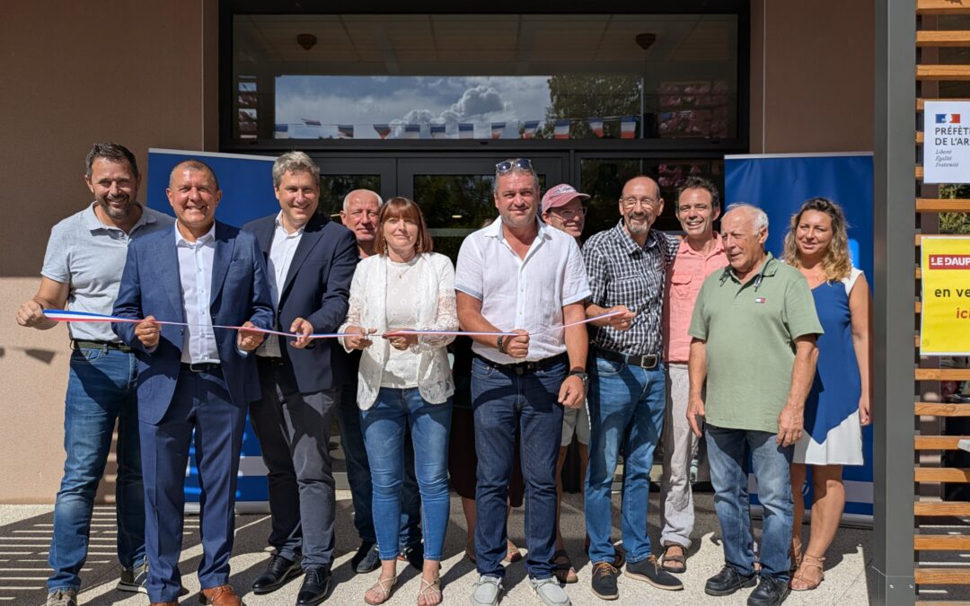 Inauguration du commerce multiservices Le Meyrassous