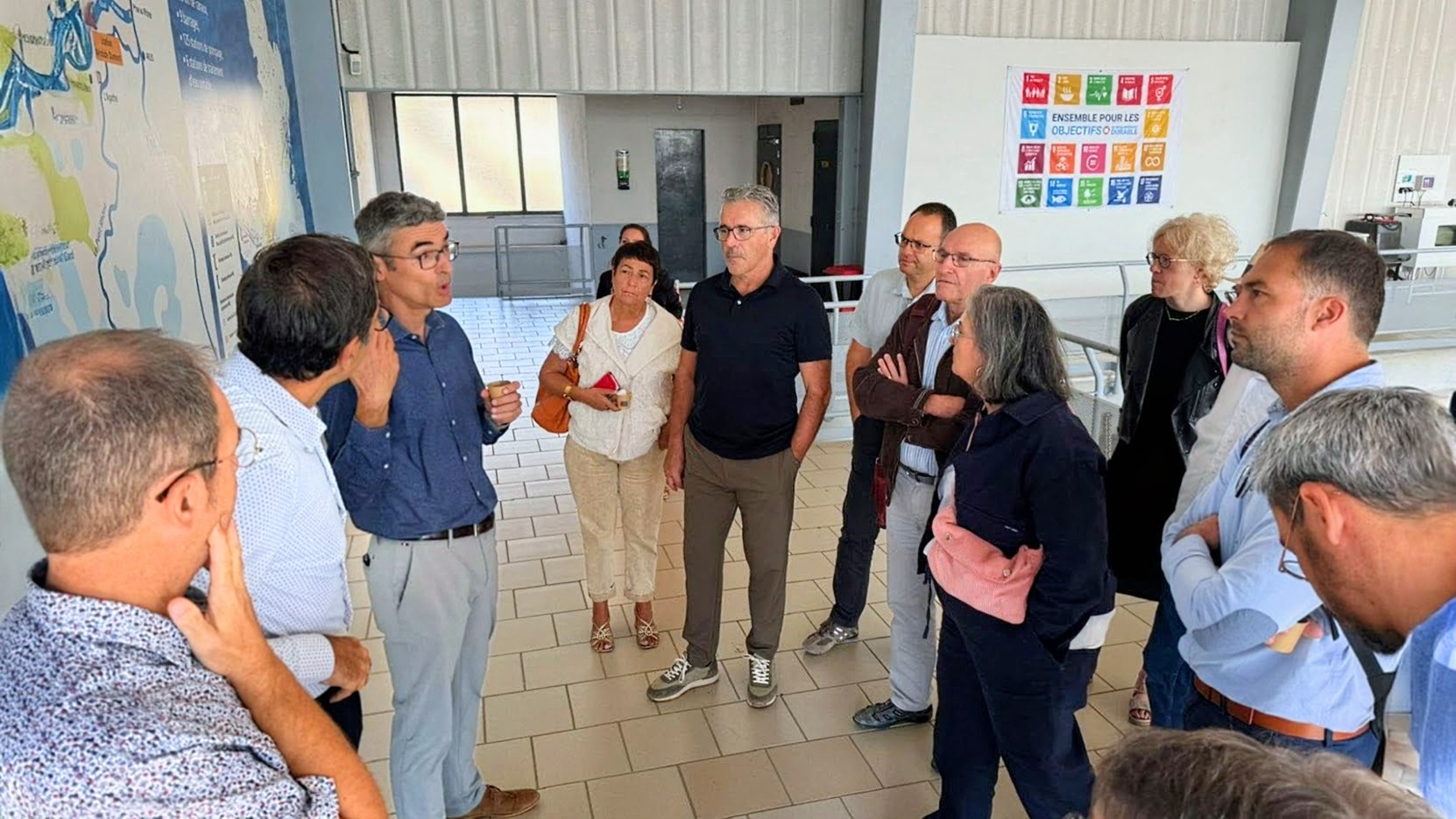 Le Rhône amène chaque année 54 milliards de m3 à la mer Méditerranée
