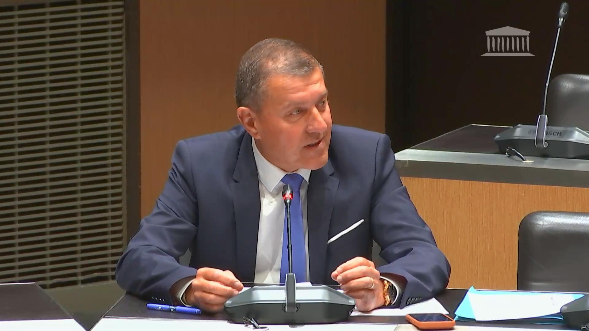 Visite médicale obligatoire pour renouveler le permis de conduire ?